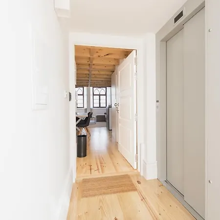 Lovelystay-Modern Loft City Center Porto Exterior photo