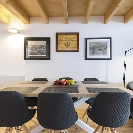 Lovelystay-Modern Loft City Center Porto Exterior photo