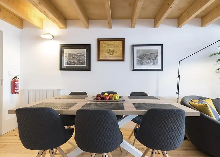 Lovelystay-Modern Loft City Center